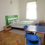 Apartma V Tunich
